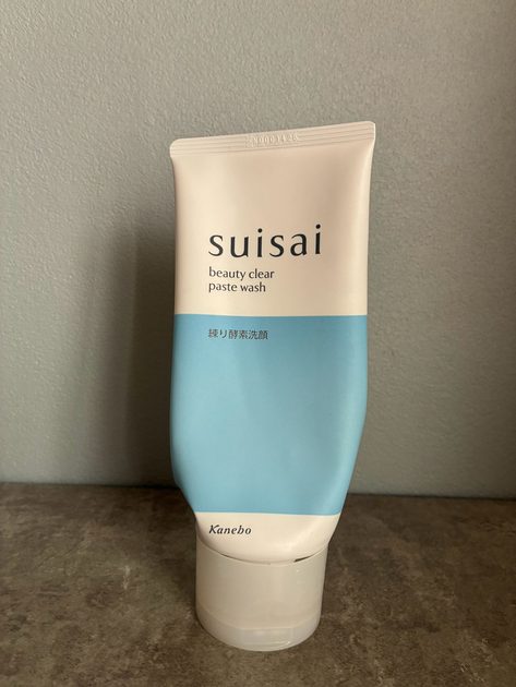 suisai ビューティクリア ペーストウォッシュの使用中チューブ